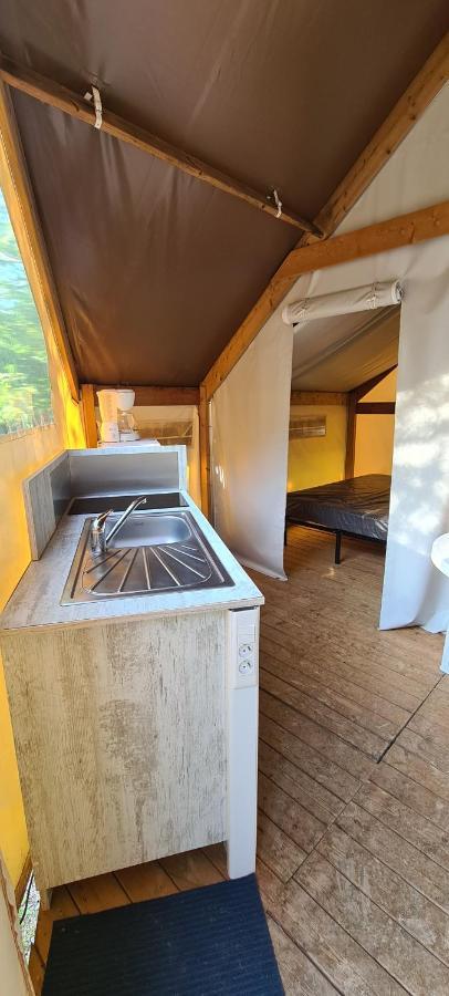 Camping Domaine Papillon Reyrevignes  Ngoại thất bức ảnh
